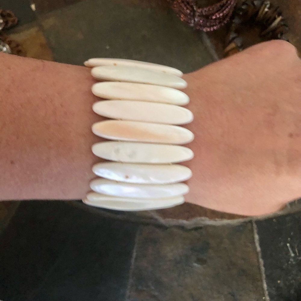 3 bracelets - Picture 4 of 4
